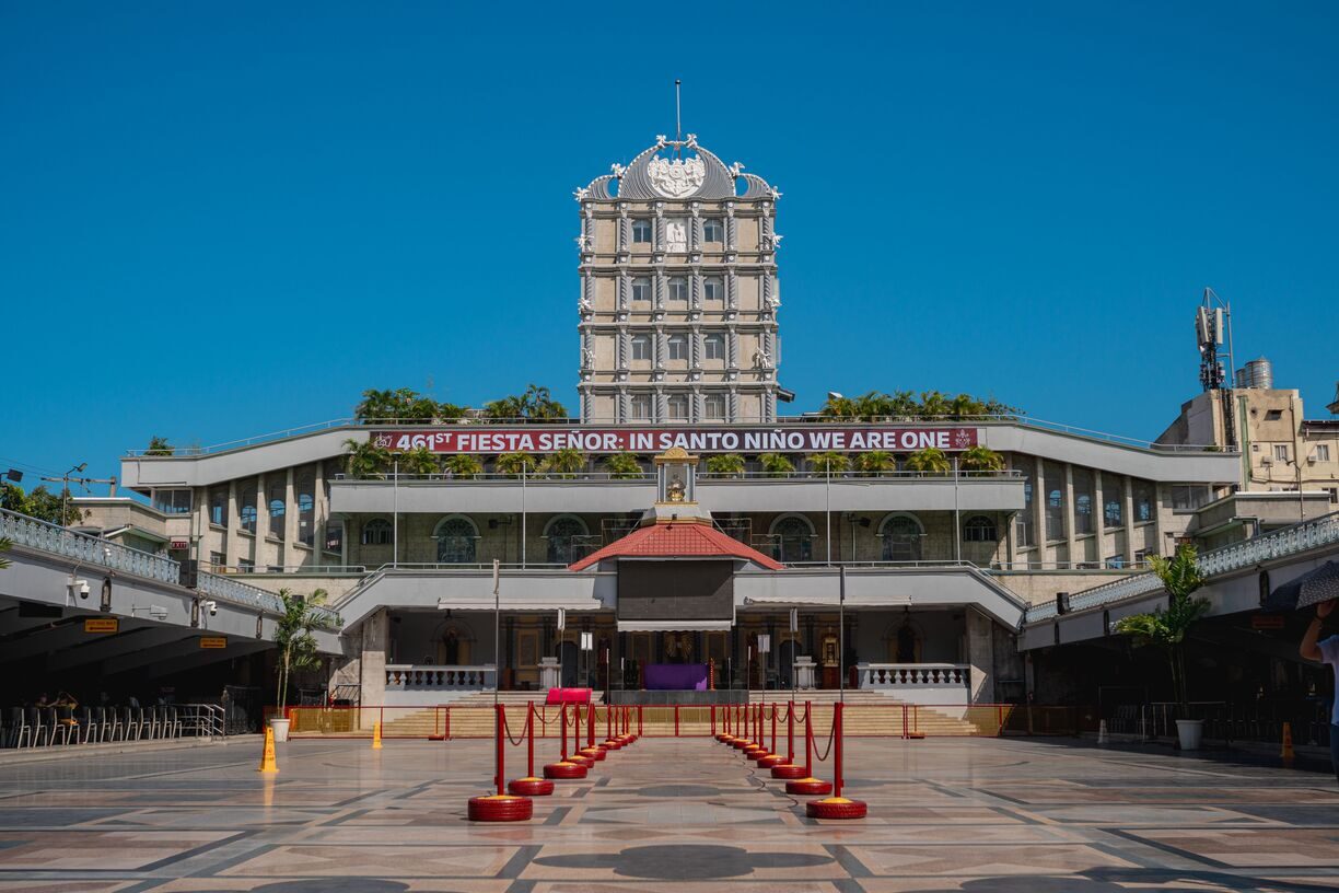 Cebu City Tour & 10,000 Roses